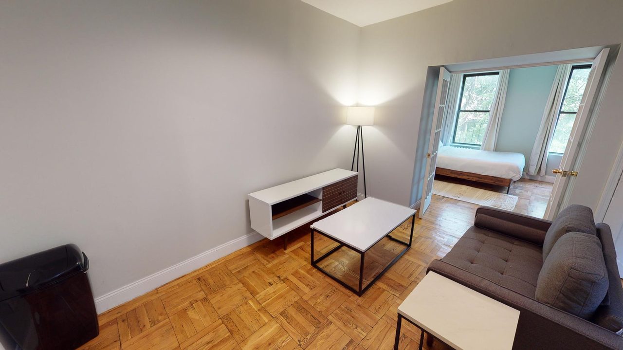  #1120: East Village - 1 Bedroom (Queen)  -  #1120: East Village  - Gallery -  40