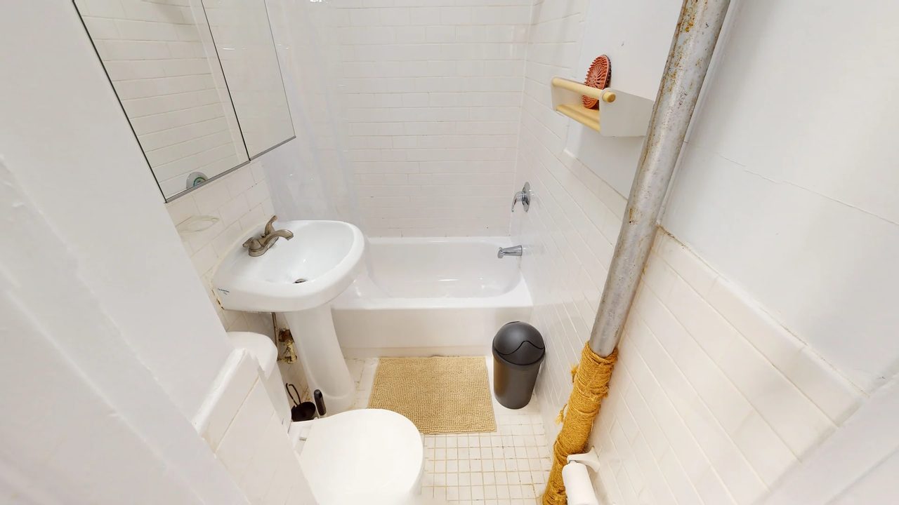  #1120: East Village - 1 Bedroom (Queen)  -  #1120: East Village  - Gallery -  29
