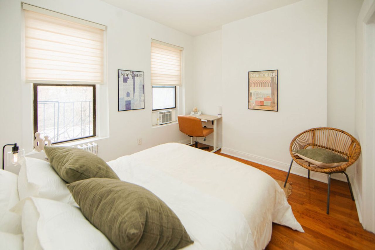  #1120: East Village - 1 Bedroom (Queen)  -  #1120: East Village  - Gallery -  5
