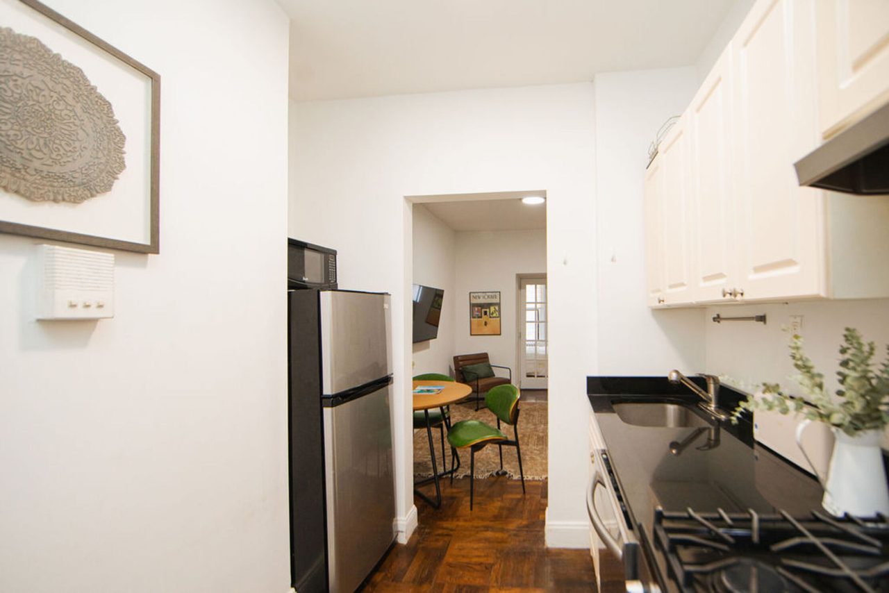  #1120: East Village - 1 Bedroom (Queen)  -  #1120: East Village  - Gallery -  10