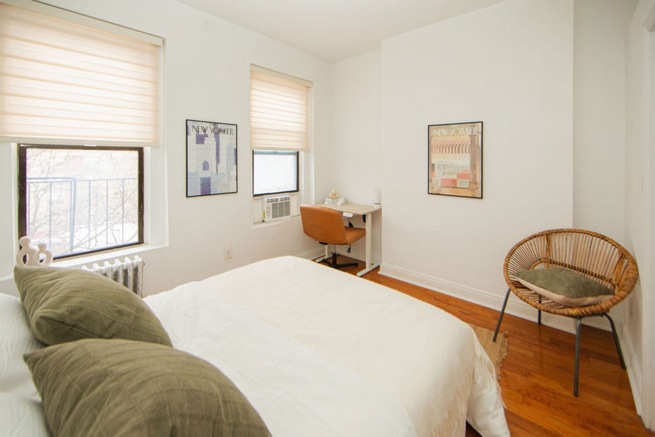 #1120: East Village - 1 Bedroom (Queen)  -  #1120: East Village  - Gallery -  1