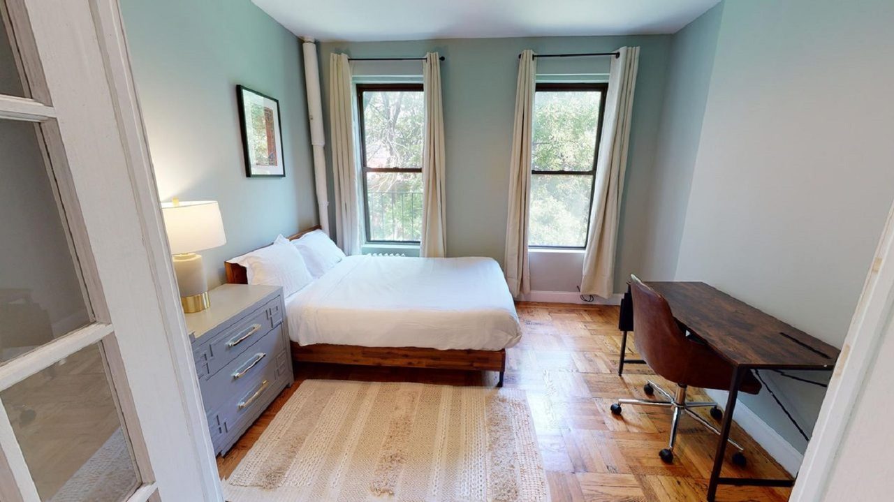 #1120: East Village - 1 Bedroom (Queen) - #1120: East Village - Gallery - 34