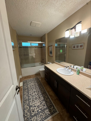 Homely double bedroom in Chase River