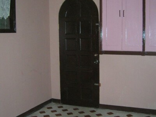 Cozy, spacious and secured place 