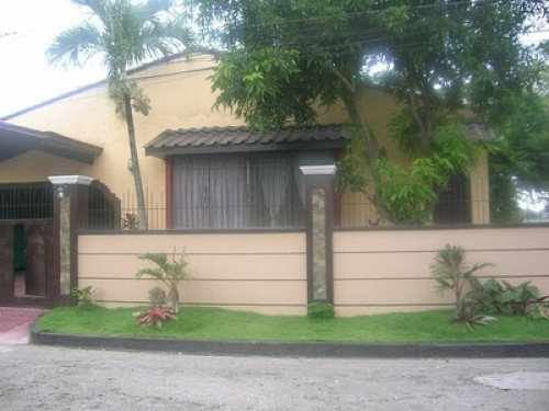 Cozy, spacious and secured place 