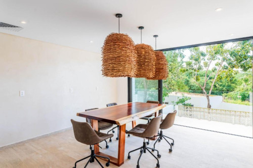 Luxury Stunning Coliving w/ Pool + Gym 10 minutes away from Tulum Beach