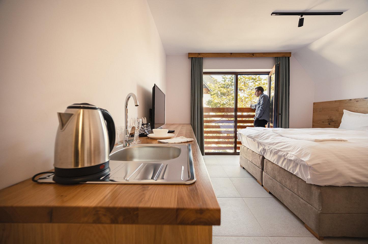 Standard Room - Stylish Mountain Coliving & Co-working + Outdoor Chill Zones + Social Lounge + Nature Wellness - Gallery - 16