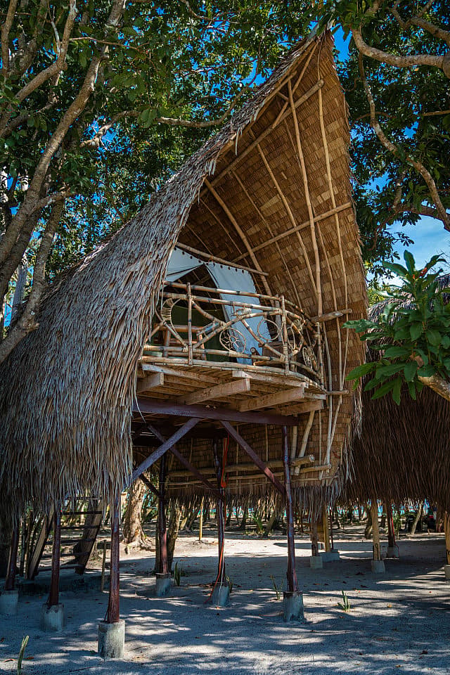 Large Bamboo Hut With Sea View - Blissful Island Coliving: Perfect for Work & Relaxation with High-Speed Internet - Gallery - 18