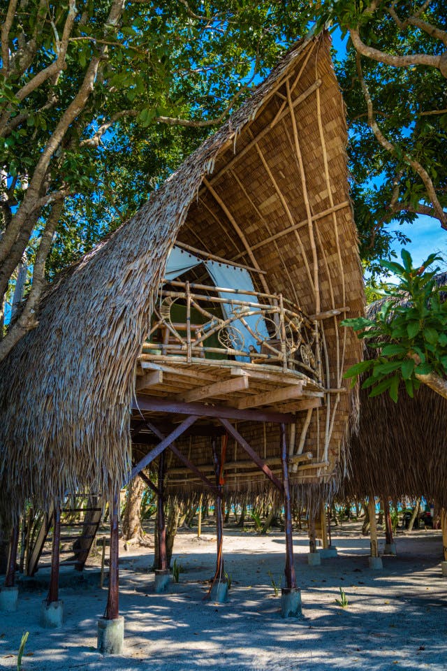Large Bamboo Hut With Sea View - Blissful Island Coliving: Perfect for Work & Relaxation with High-Speed Internet - Gallery - 6