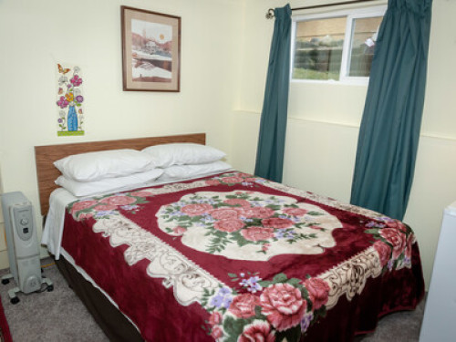 Self-Check-In Separate Entry Suite