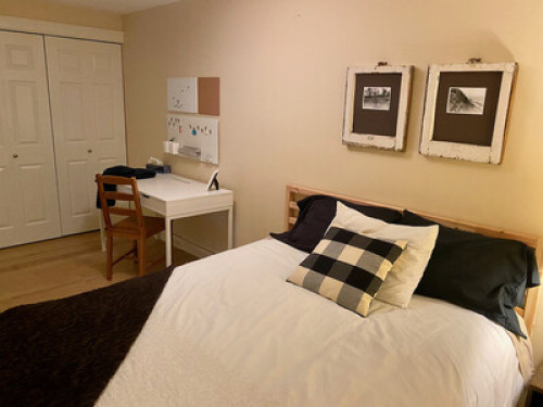 Cozy, Large, Private One-bedroom