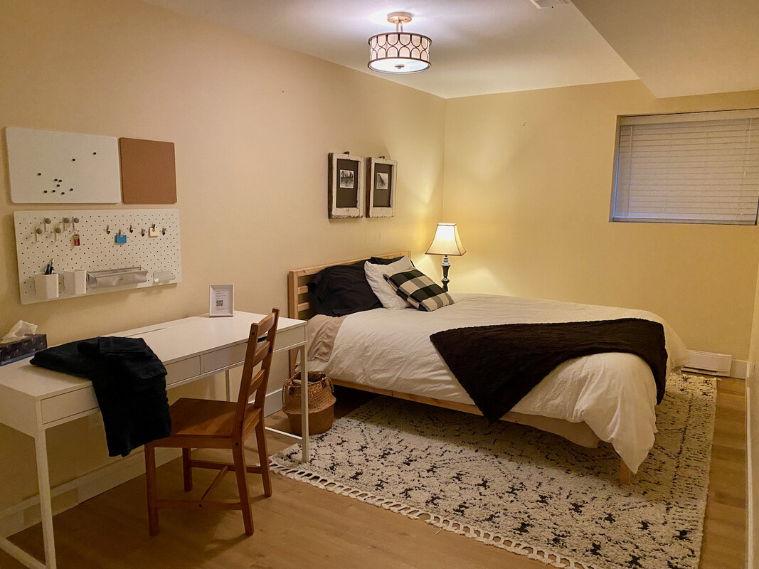  Double Room(Full Room)  -  Cozy, Large, Private One-bedroom  - Gallery -  1