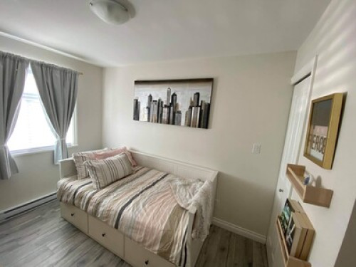 1BR available in Condo in Langley