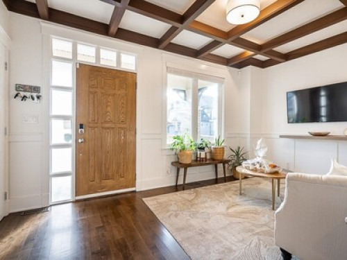 Fun homestay in Willoughby heights