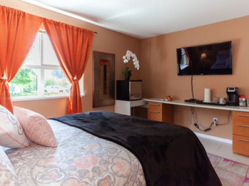 Modern Spacious Private Room 
