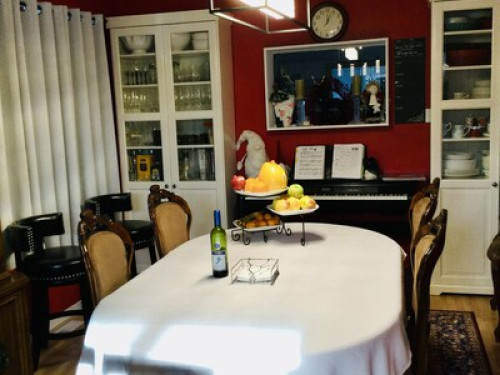 1 cozy bedroom wi-fi , TV 