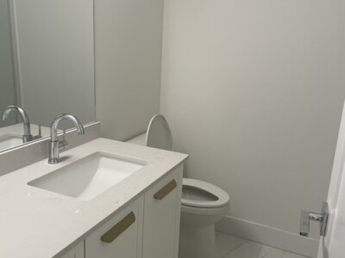 Private room+bathroom in Langley