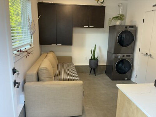Rooms in bright, new house. - Gallery - 14