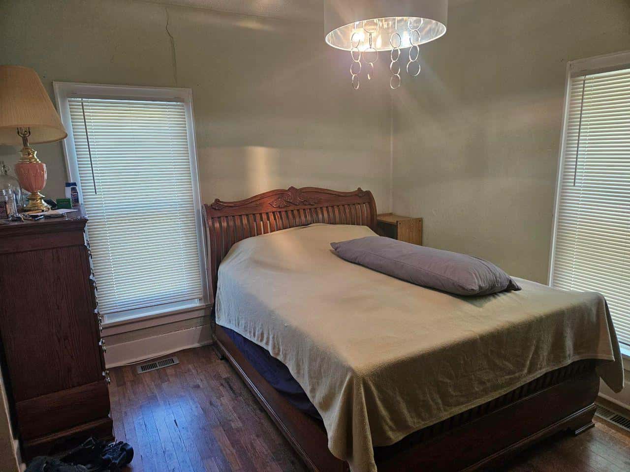 Room - 1