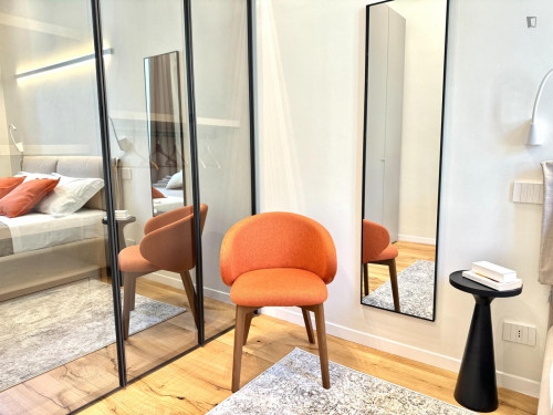City center, 1-bedroom apartment in Via Lagrange - Gallery - 19