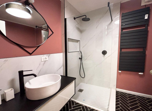 1-bedroom apartment in Bologna city center, few steps from station and main square.