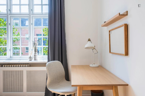Stylish single bedroom in well-connected Østerbro