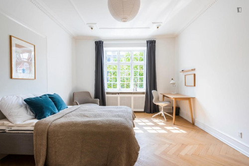 Stylish single bedroom in well-connected Østerbro