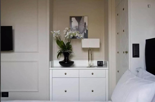 Beautiful Double Bedroom in Florence