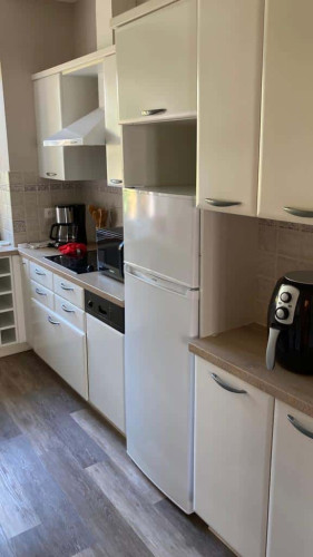 Room in Rue Lainé Laroche, Angers for 180 m² with 3 bedrooms - Gallery - 9