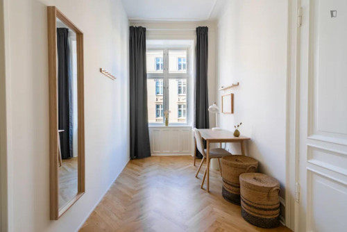 Comfortable single bedroom in shared flat in central Indre By