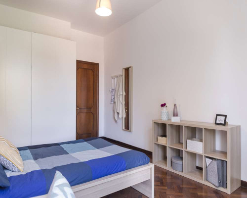 Stanza in Viale Giovanni Vicini