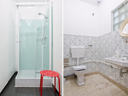 Welcoming Twin/Double bedroom in Vistas de Lisboa Hostel - Gallery - 8