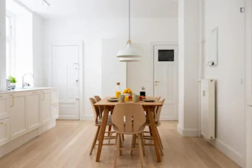 Inviting double bedroom near Copenhagen Business School