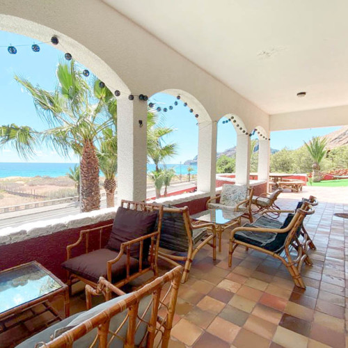 Serene Coliving Paradise on Porto Santo: Connect with Nature and Community