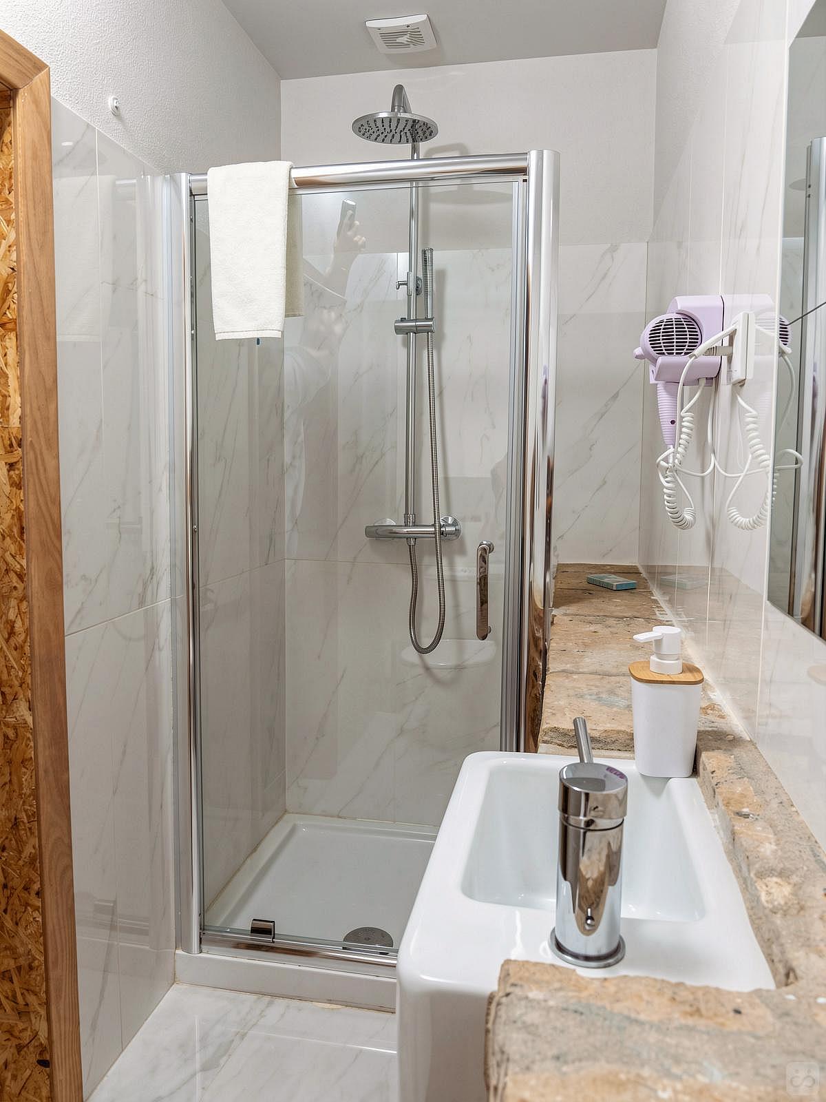 Double Room Ensuite With Ocean View - 17