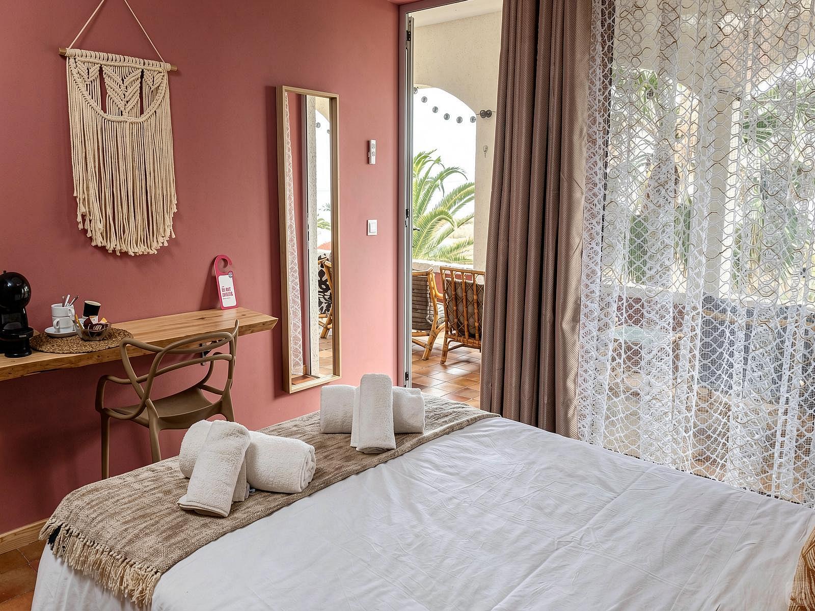 Double Room Ensuite With Ocean View - 21