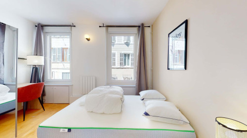 Marseille Olivier - Private Room (2) - Gallery - 2