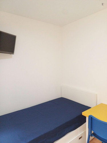 Neat studio near the centre of Coimbra