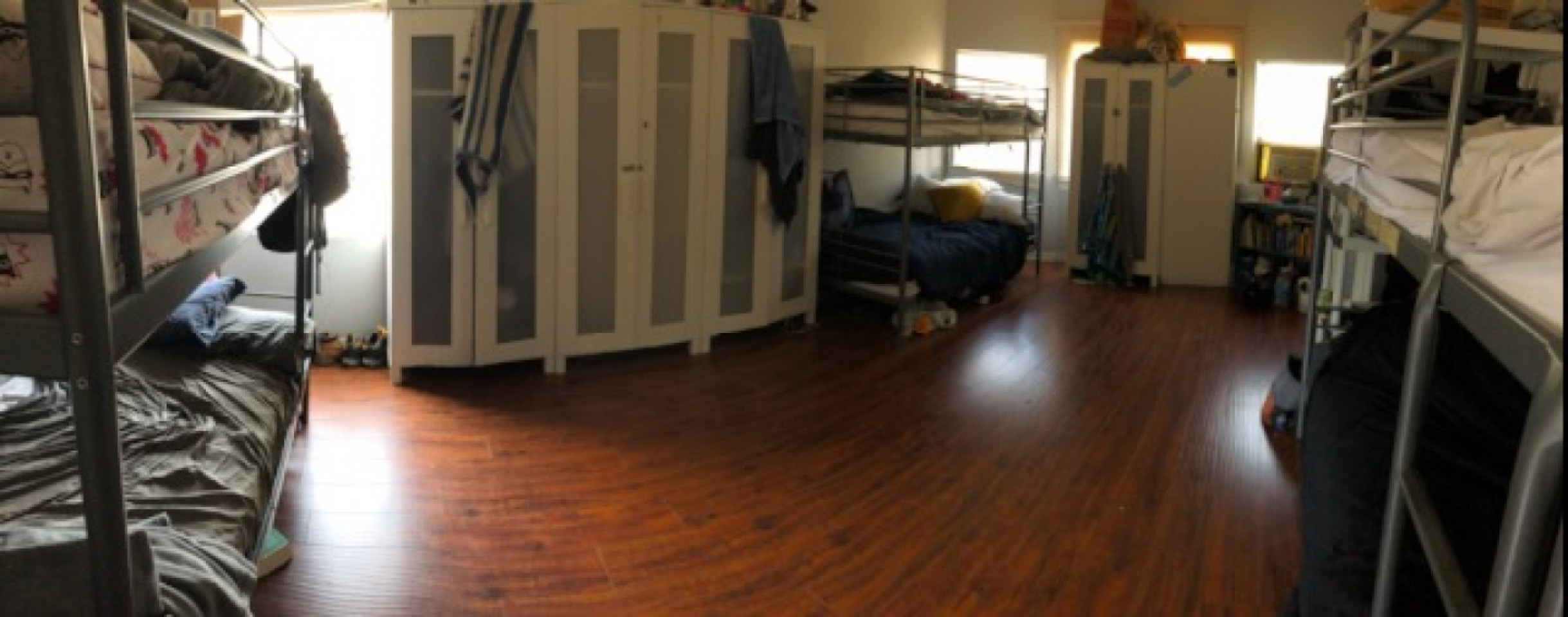 Bed In A 6-Bed Males Only Room - 14