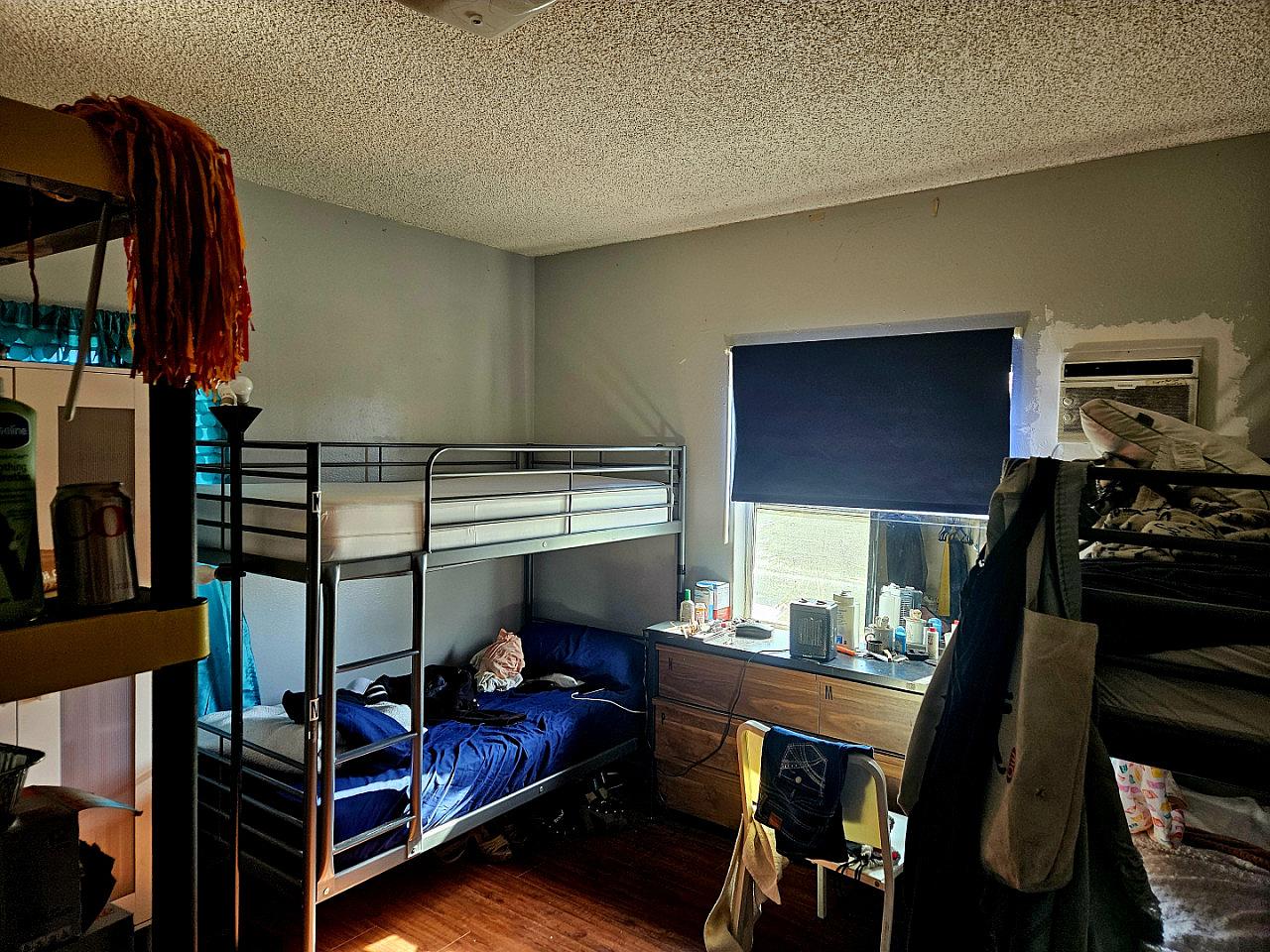Bed In A 4-Bed Females Only Room - 8
