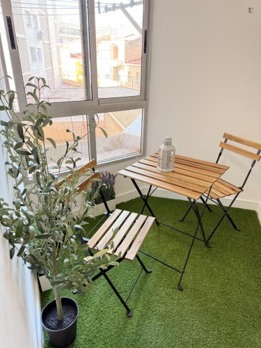 Very nice single bedroom near Parc del Tossal  - Gallery - 11