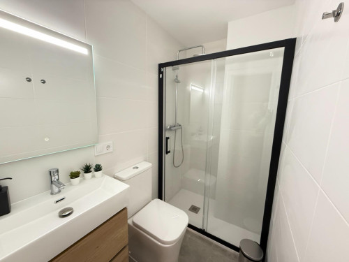 Very nice single bedroom near Parc del Tossal 