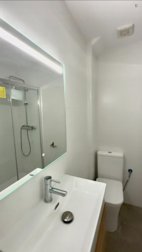 Very nice single bedroom near Parc del Tossal 