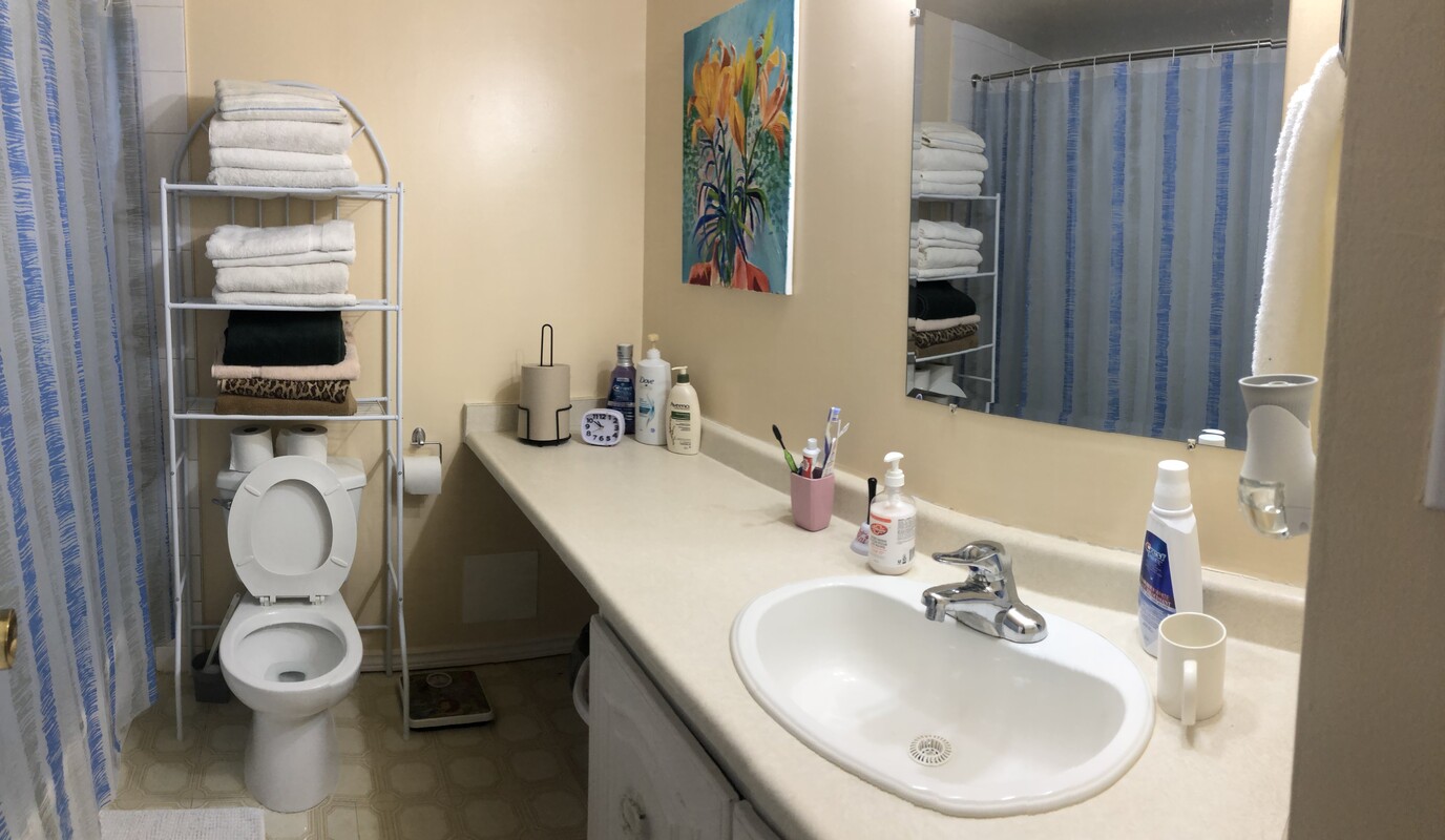  Green Room  -  Spare Room Away From Home  - Gallery -  2