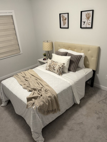 Cosy Room in Kanata, Ottawa - Gallery - 13
