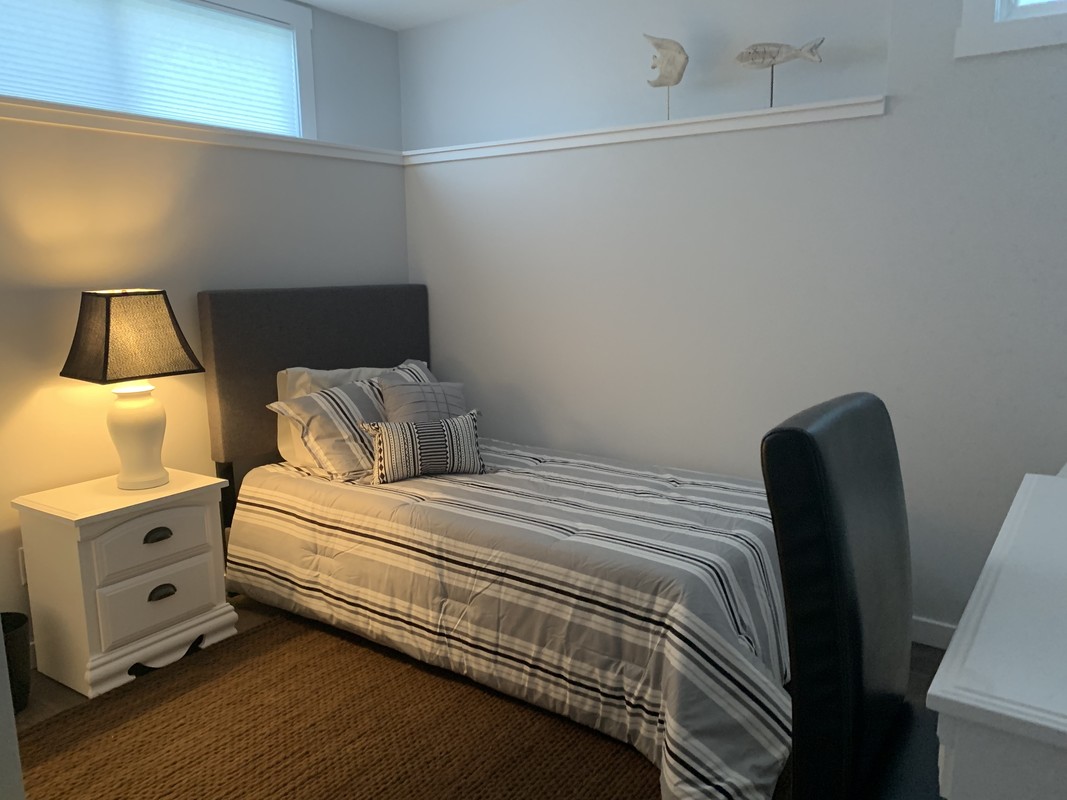  Room 1(Full Room)  -  Your New Home Away From Home!  - Gallery -  1