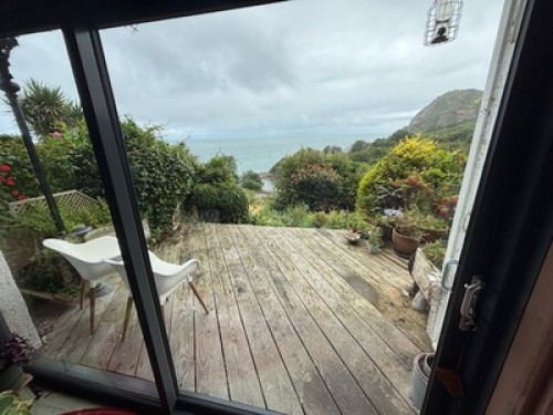 Room in sea view apartment