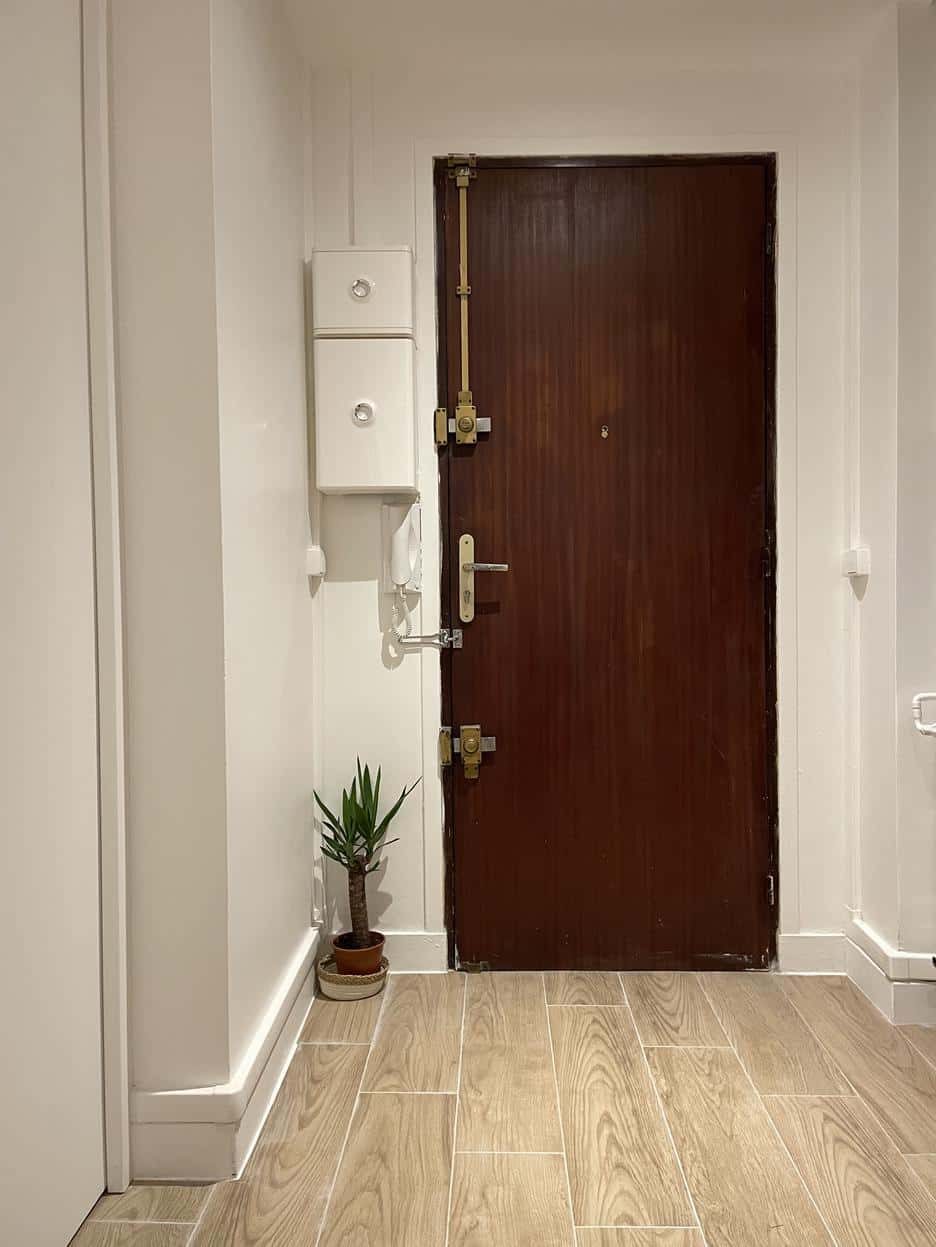 3 Bedrooms - 7