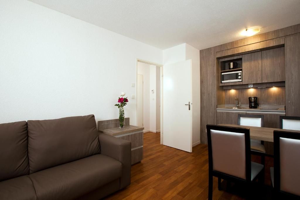 Lovely And Spacious 1-BR Apartment - Reims - lovely and spacious 1-BR apartment - Gallery - 7