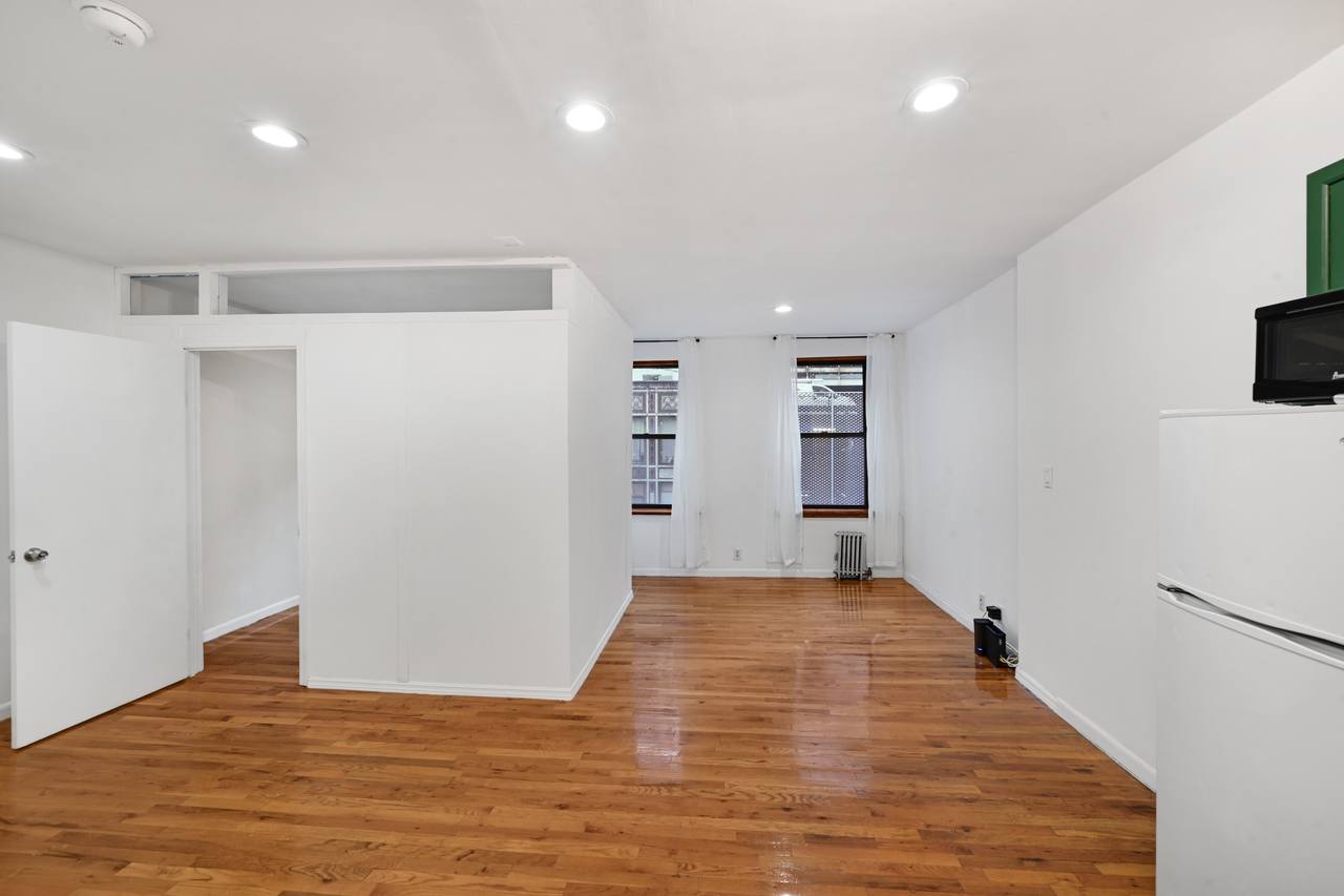 #732: Midtown West - 1 Bedroom (Full) - #732: Midtown West - Gallery - 8